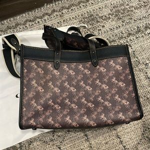 coach tote bag